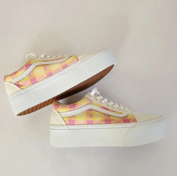 NWT || VANS || Old Skool platform - Picture 2 of 6